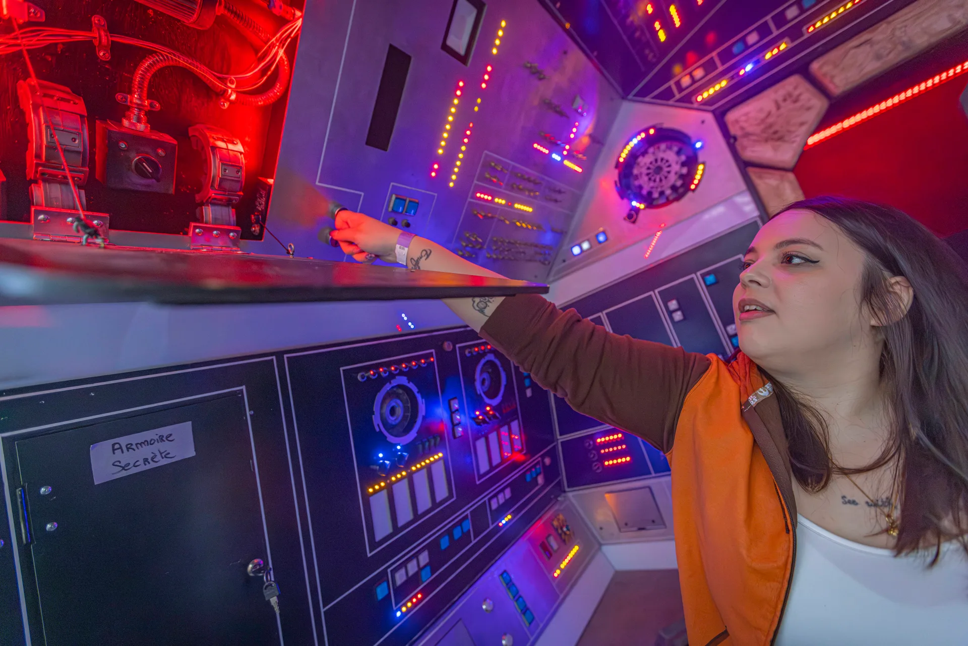 Aux commandes du cockpit